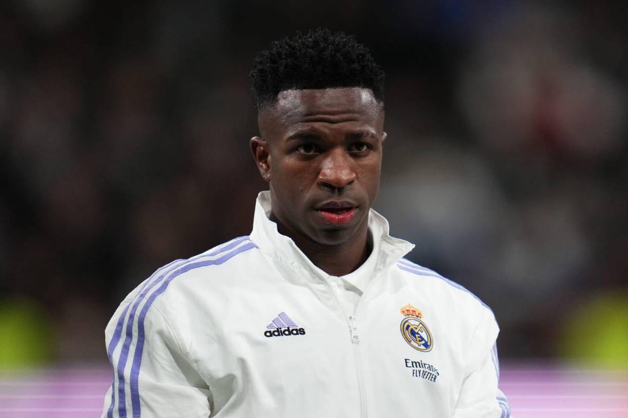 Vinicius sigue siendo el tema del momento en España y en las últimas horas aumentó el escándalo al conocerse la decisión que planea tomar el brasileño tras lo vivido el domingo ante Valencia