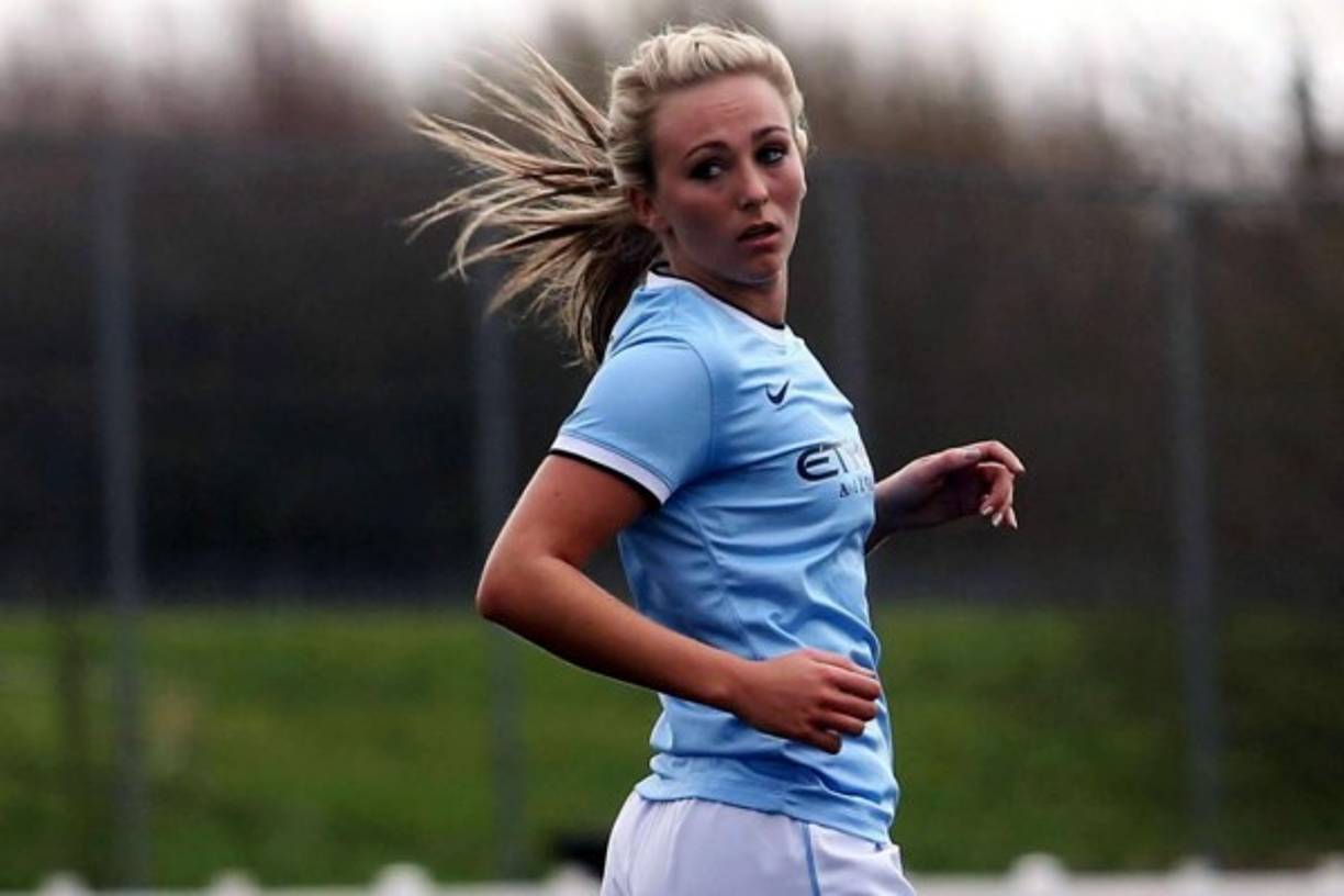 Varios diarios y revistas inglesas titularon: 'La estrella del Manchester City Sergio Agüero y Toni Duggan están saliendo, de acuerdo con la TV de Argentina'.