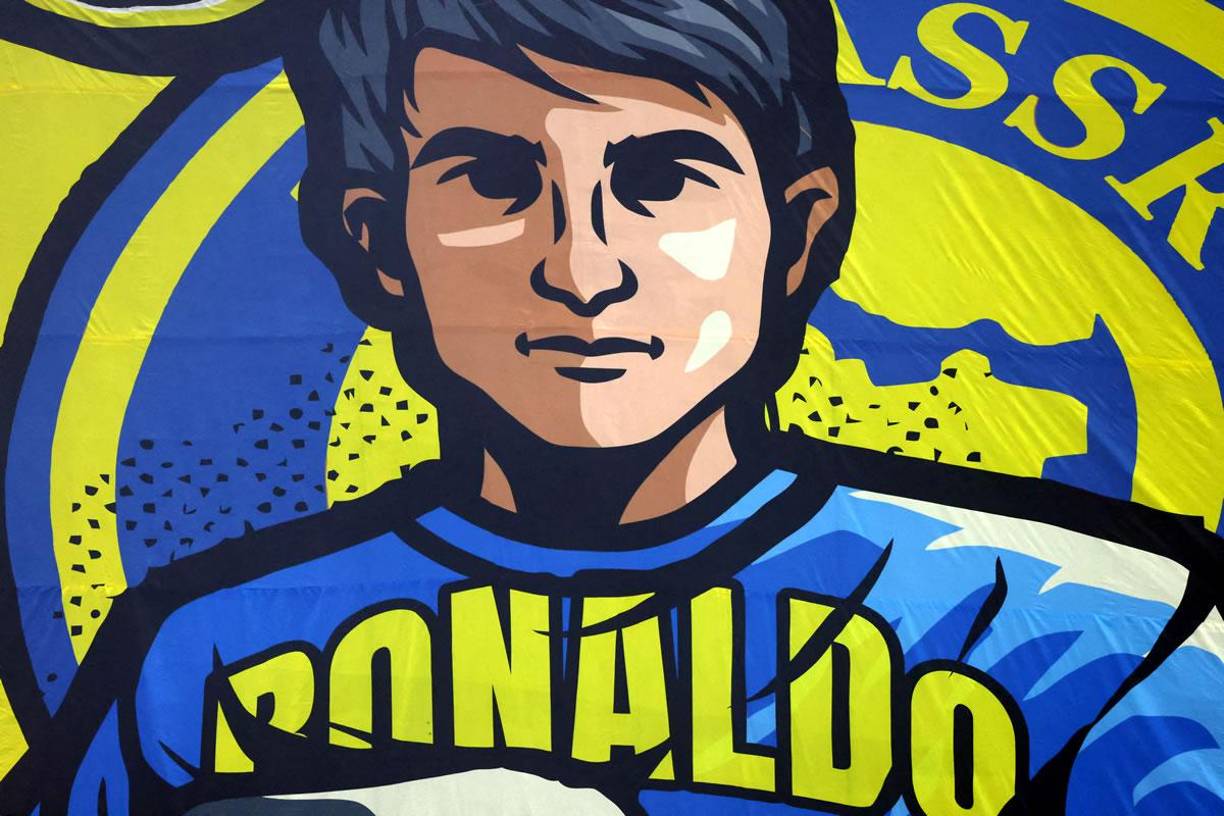 A Cristiano Ronaldo lo recibieron con estas imágenes con su nombre y el número 7.