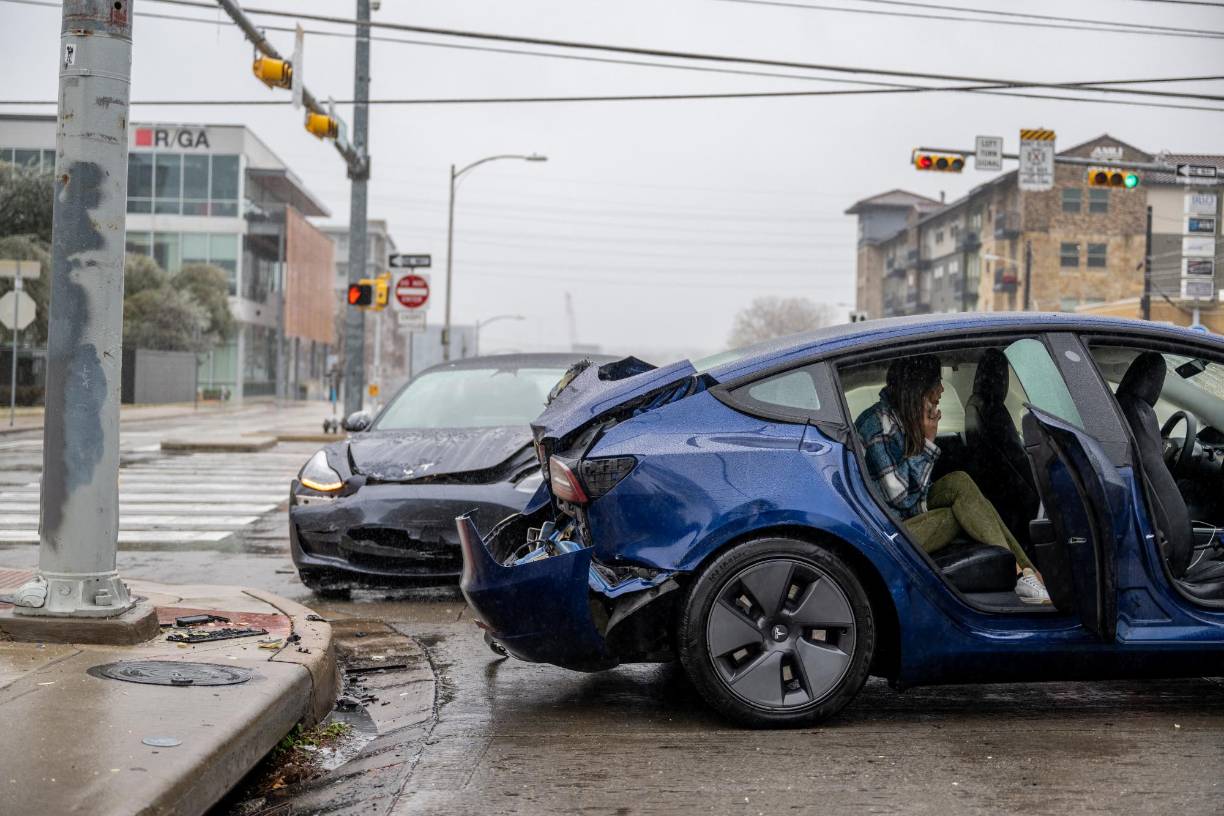 Tormenta invernal provoca el caos en el transporte de EEUU y amenaza el noroeste del país