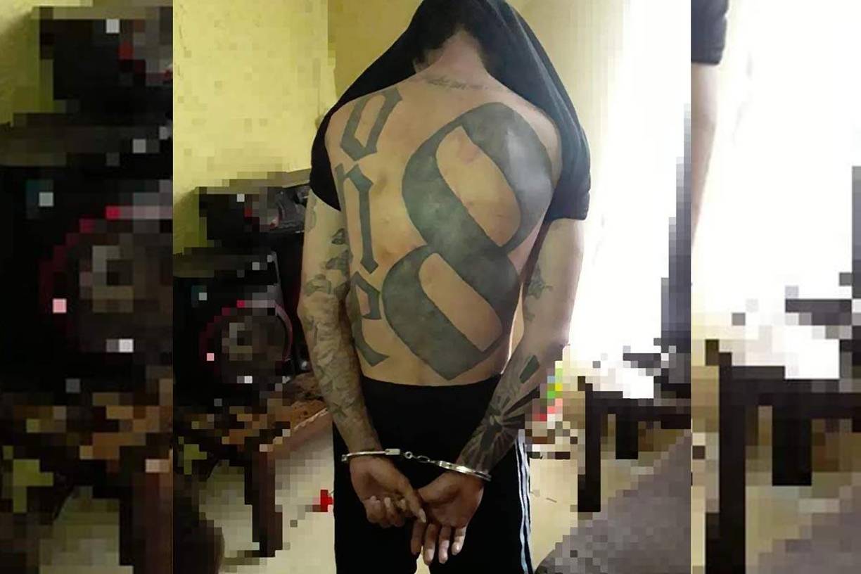  José Ángel Interiano Mercado, supuesto miembro de la pandilla 18, fue capturado este martes en por la Unidad Nacional Antisecuestros en el barrio San Carlos de Choloma, Cortés.