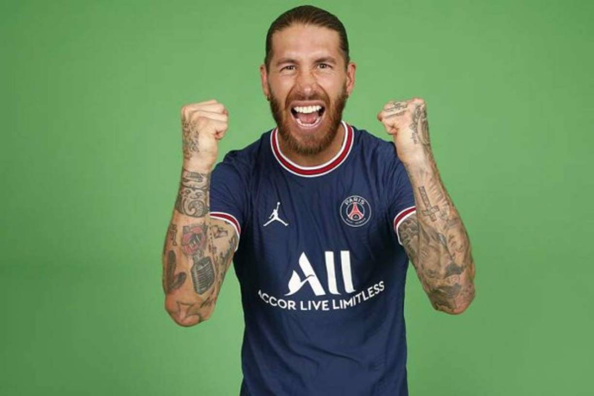 'Quiero empezar de cero, hacer las cosas con mucha humildad, mucho trabajo, mucho esfuerzo y mucho sacrificio. Esto es quizá lo que mejor me define. Creo que puedo aportar la experiencia, la madurez, la constancia, el trabajo y la consistencia', explicó el cuatro veces campeón de Europa nada más fichar por el PSG.