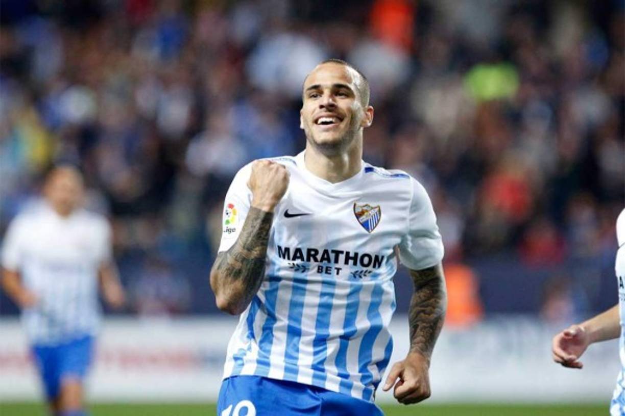 De acuerdo al Sunday Times, el Everton ya ha llegado a un acuerdo con los agentes de Sandro y su fichaje solo está pendiente de que el club británico se ponga en contacto con el Málaga.