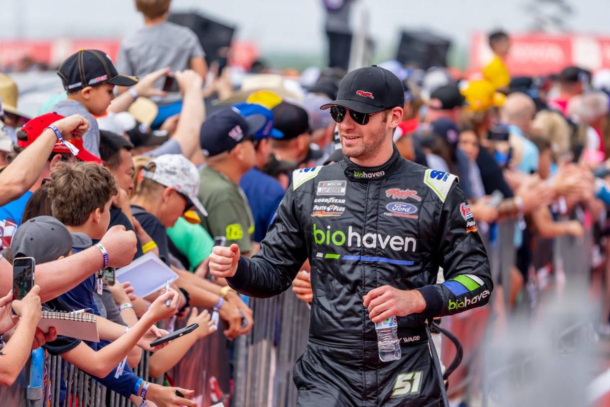 Según un informe policial obtenido por <i>The Associated Press</i>, el arresto derivó de un presunto incidente de violencia doméstica que tuvo lugar poco antes de la medianoche del 3 de abril.