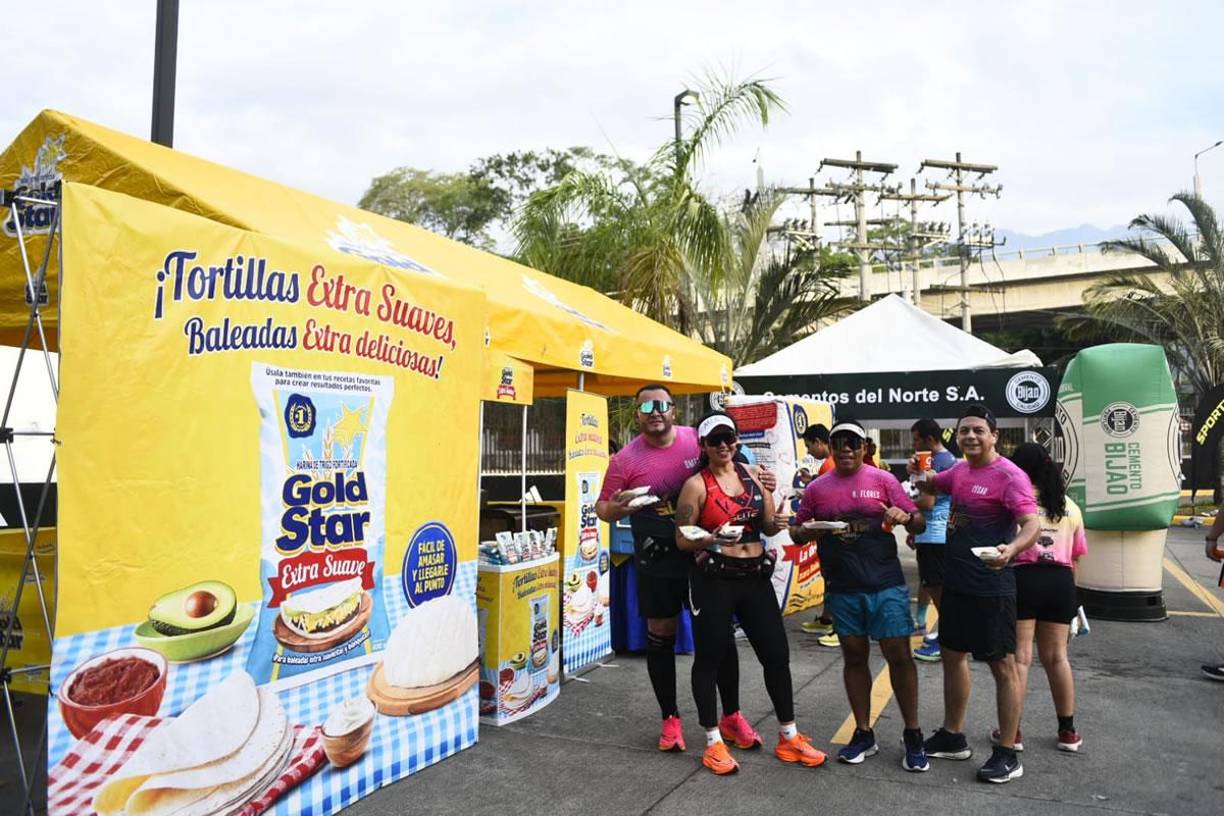 Los patrocinadores de la Maratón LA PRENSA son Gatorade, Aguazul, Sportia, Pacer, Banpaís, Yummi Nuts, Mall Galerías del Valle, Luihsa, Calmaflex, Cenosa, Prohfoam, Supermercado Colonial, Goldstar, Sudagrip, Power FM, Exa FM, Viu Colágeno y Comisariato Los Andes.