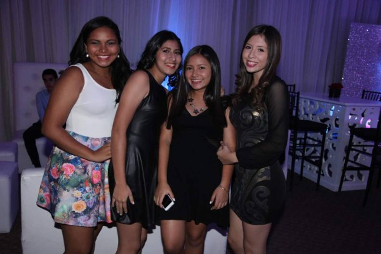 Anielka Castellon, María Vásquez, Kathe Montoya y Scarlet Torraka.