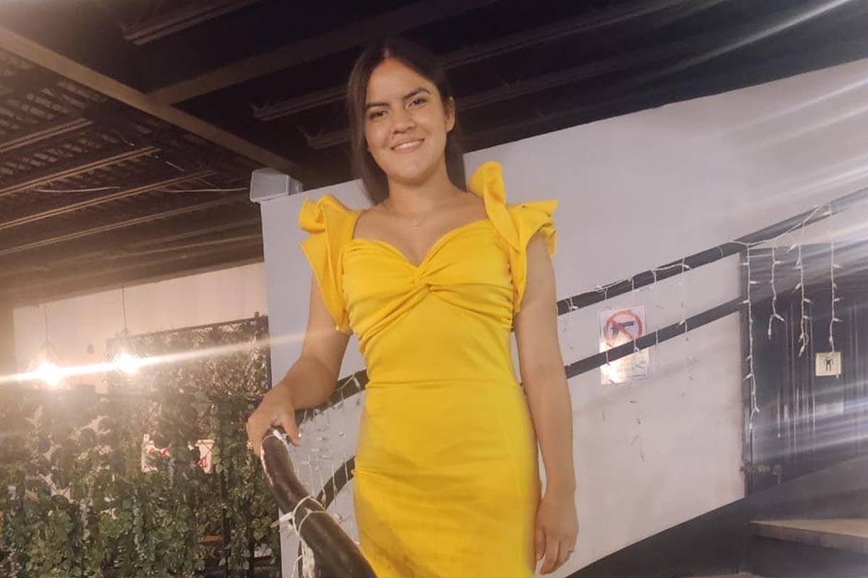 Joven iba a probarse el vestido de novia y murió atropellada