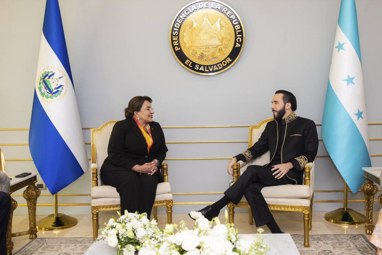 La presidenta de Honduras, Xiomara Castro, se reunió en San Salvador con su homólogo de El Salvador, Nayib Bukele. 