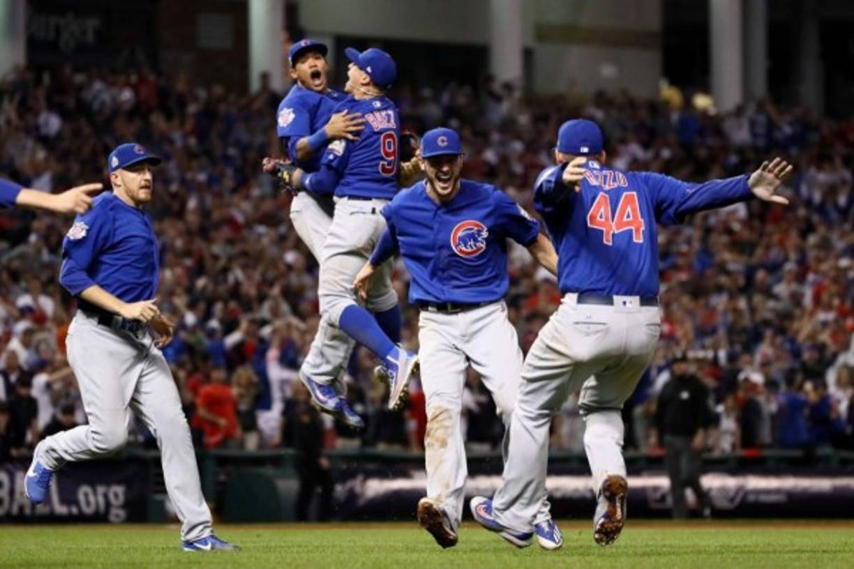 Los Chicago Cubs hicieron historia al ganar la Serie Mundial de béisbol ante los Cleveland Indians tras 108 años sin levantar un título.