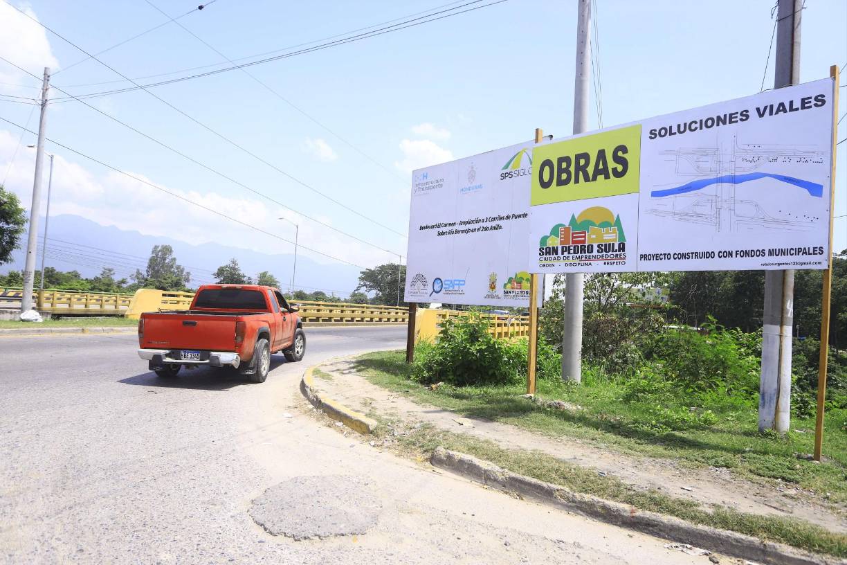 Antes que finalice este año se comenzarán los trabajo de la ampliación a tres carriles del puente sobre río Bermejo en el segundo anillo, este es un punto de cuello de botella por las mañanas y por las tarde-noche.