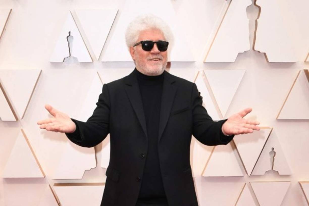 El director español Pedro Almodovar en la alfombra roja. Su película 'Dolor y Gloria' está nominada en la categoría de 'mejor película extranjera'.