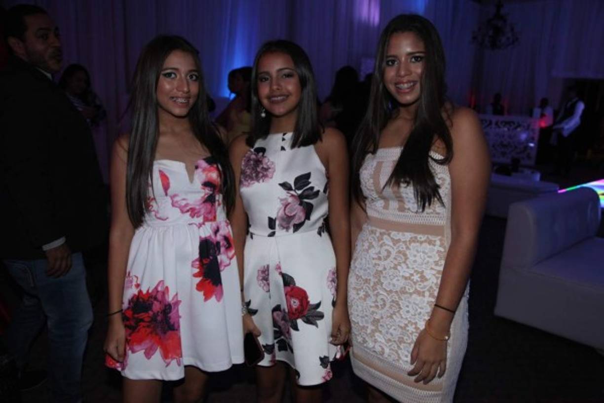 Vivi Morales, Carol Cabeza y Hadasa Morales.