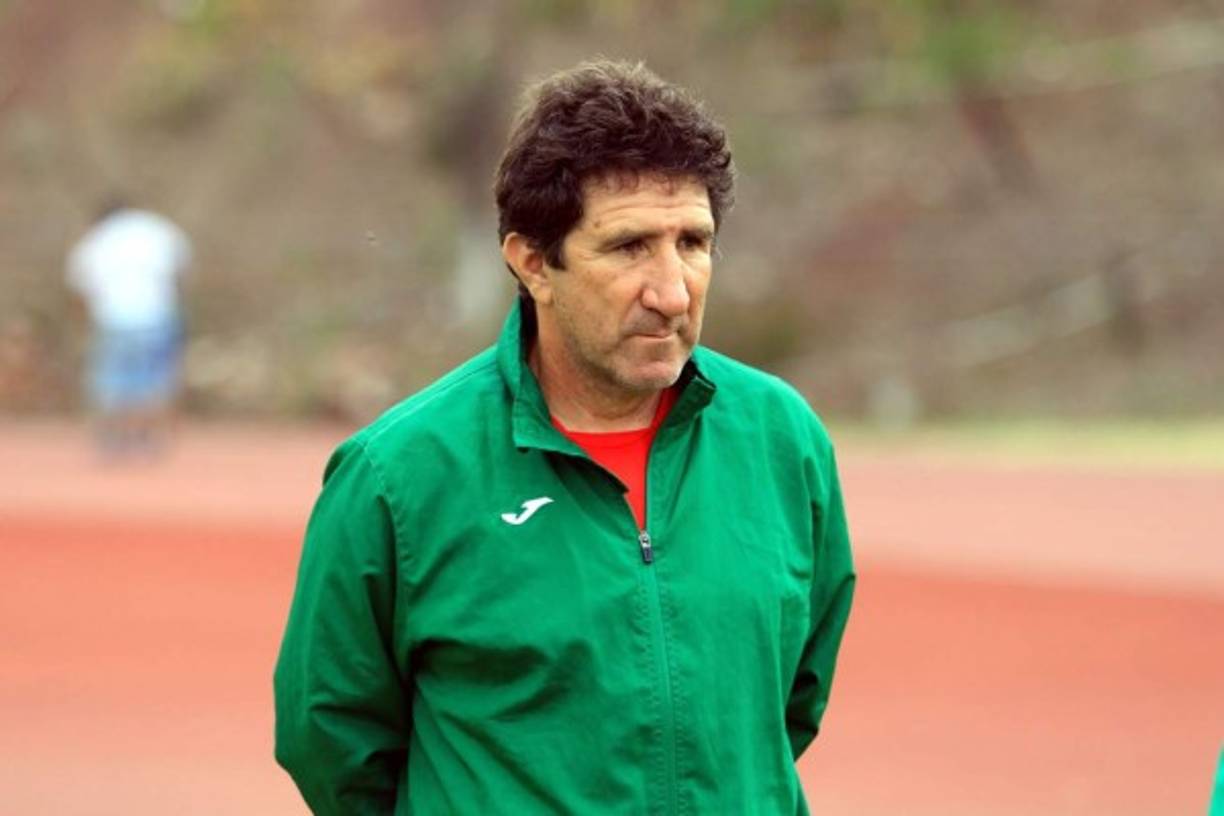 Héctor Vargas no se mueve del banquillo verdolaga. Así lo ha confirmado Orinson Amaya, presidente del Marathón. “Definitivo, el profesor Vargas es técnico del club, esta semana Rolin Peña ha estado en constante reunión con él para ir planificando bajas, altas y ahora lo que toca es esperar los inicios de pretemporada y hacerlo de la mejor manera“, dijo el mandamás del Monstruo.