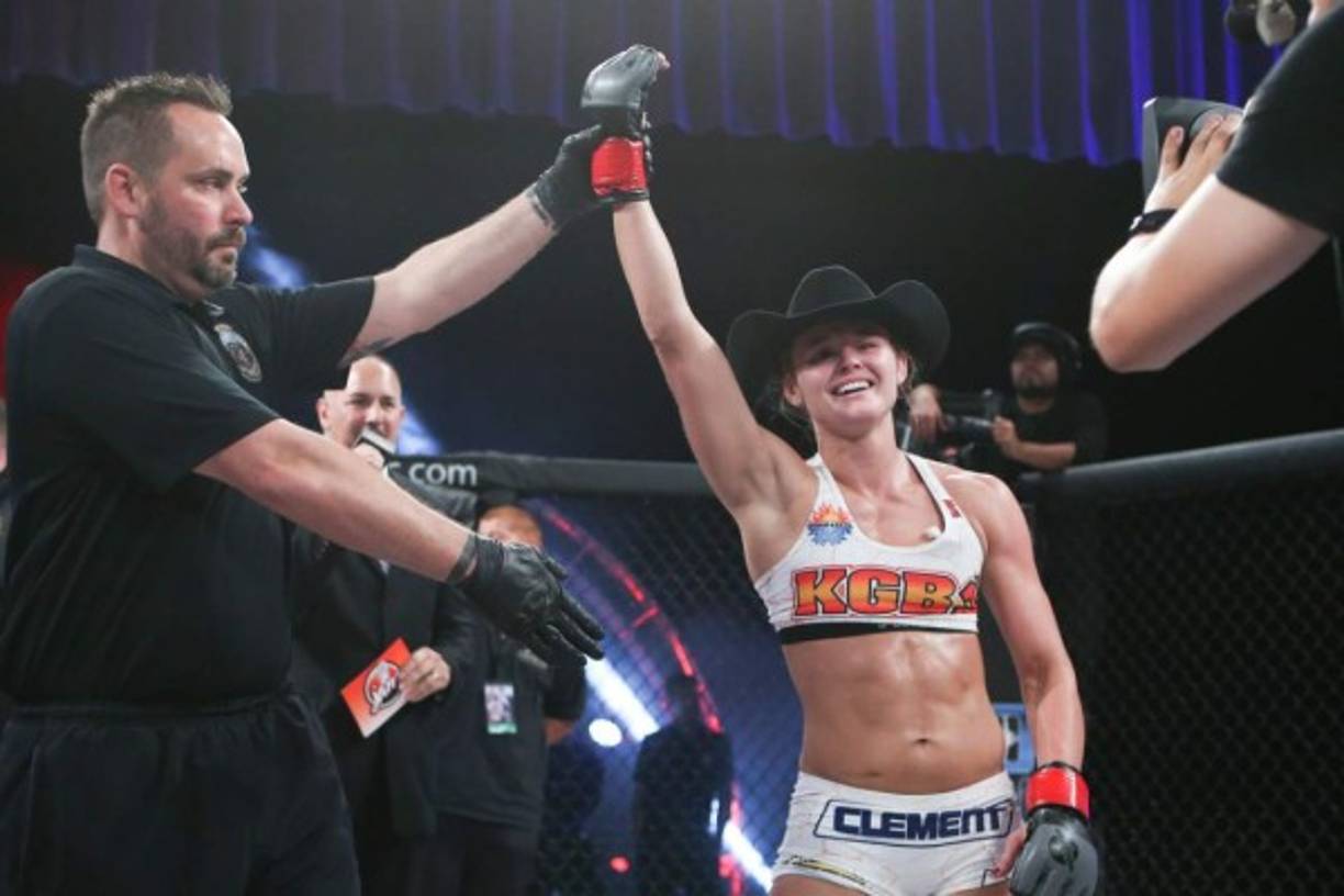 Pero hace unas semanas que la bella rubia se alejó de ojo público y finalmente se supo por qué.