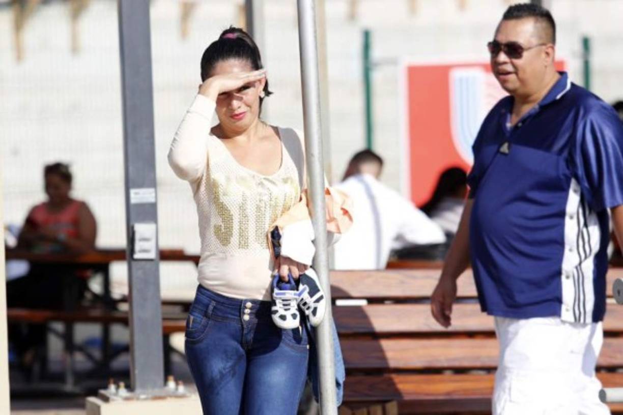 Una ola de calor abate a buena parte de Centroamérica y las temperaturas ya superan los 40 grados centígrados en algunas zonas, con alertas de que la sensación térmica puede remontar hasta los 47 grados como en el caso panameño. Las autoridades de Honduras indicaron hoy que en el sur, la zona más cálida del país, hay reportes de que la temperatura ha marcado los 40 grados centígrados, mientras que en el norte ha oscilado entre los 34 y 38.