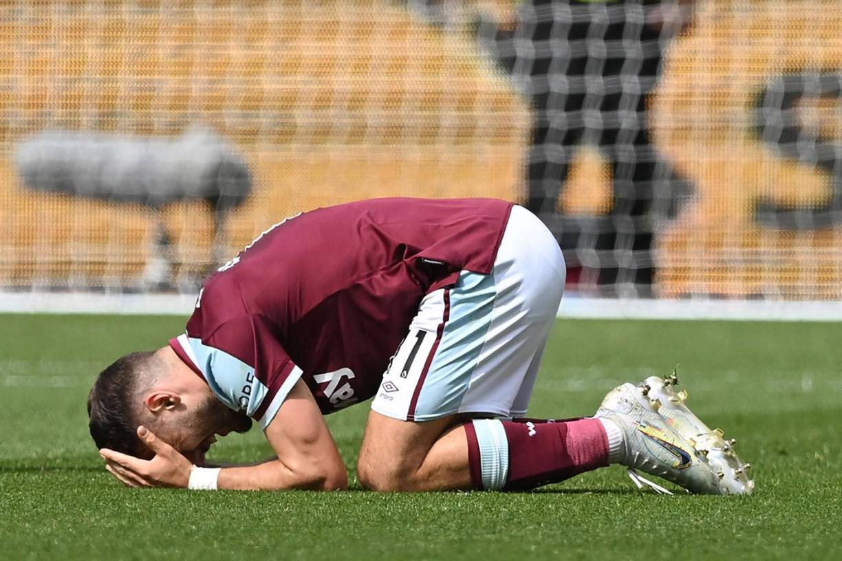 Una vez vio a Westwood sobre el suelo, el croata se echó las manos a la cabeza y cayó fulminado de rodillas sobre el terreno de juego.