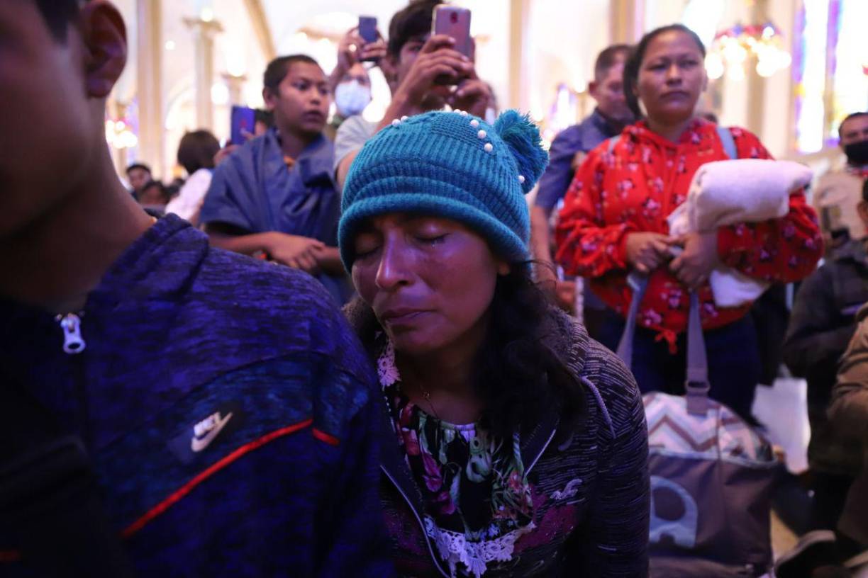 Los feligreses depositan todos los años su en la Virgen Suyapa que intercede ante Dios por sus peticiones.