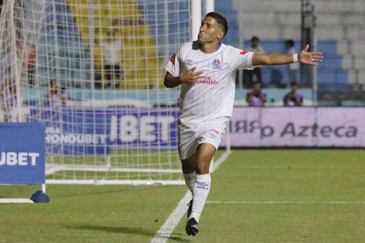 Así celebró José Mario Pinto su gol que dio la victoria al Olimpia contra el Olancho FC.