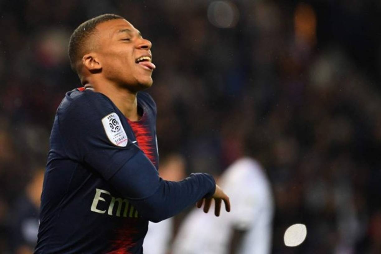 Luego de la dura eliminación por Champions League, Mbappé le ha pedido al PSG que se contraten jugadores para corregir las falencias e ir en busca una vez más de forma concreta el título internacional.