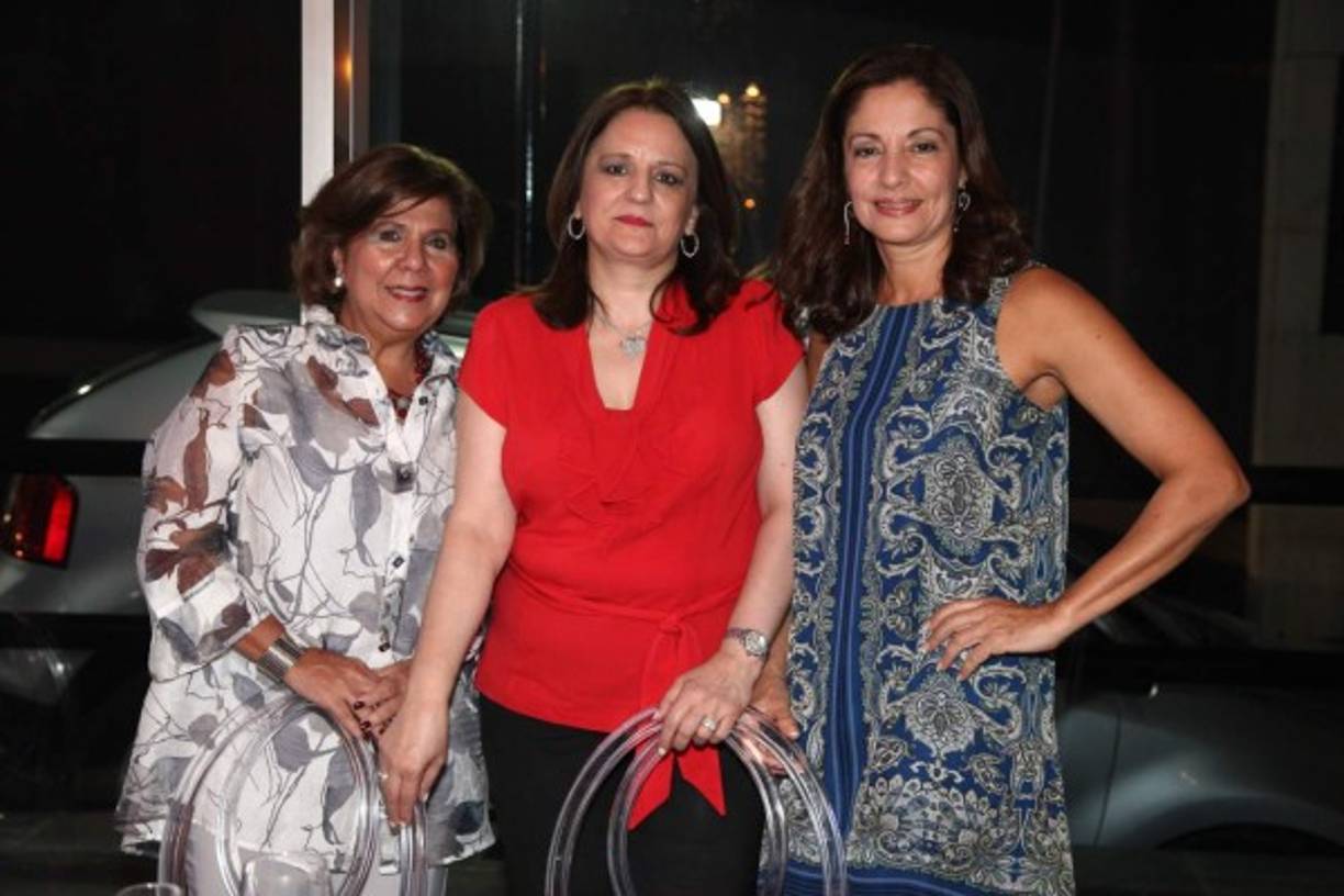 Cinthya Nasser, Raymonda Maalouf y Nidia Córdoba.
