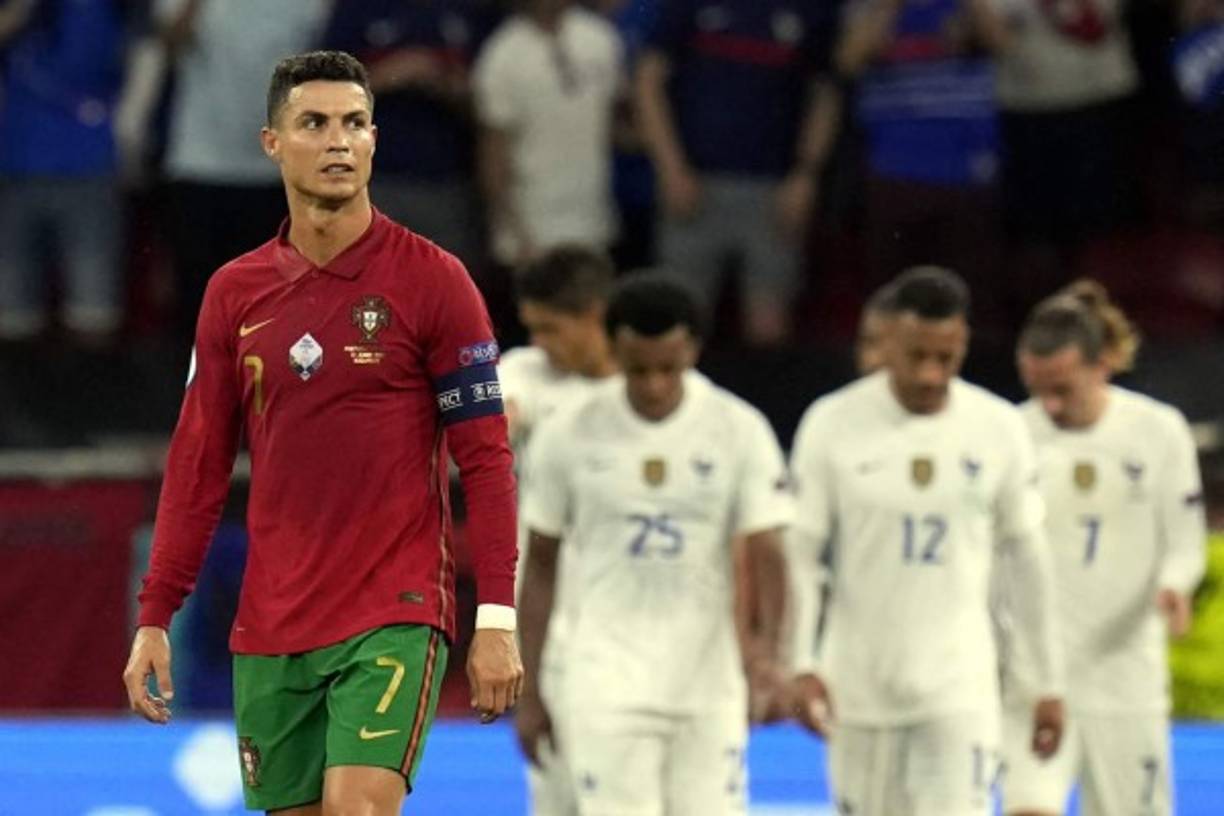 La carita de Cristiano Ronaldo tras el gol de Benzema.