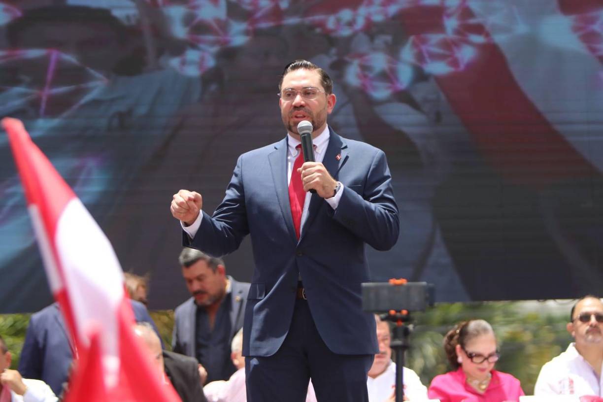 Además, no descartó que para las elecciones de noviembre de 2025 se conforme una gran coalición política opositora para derrotar al Partido Libre. 