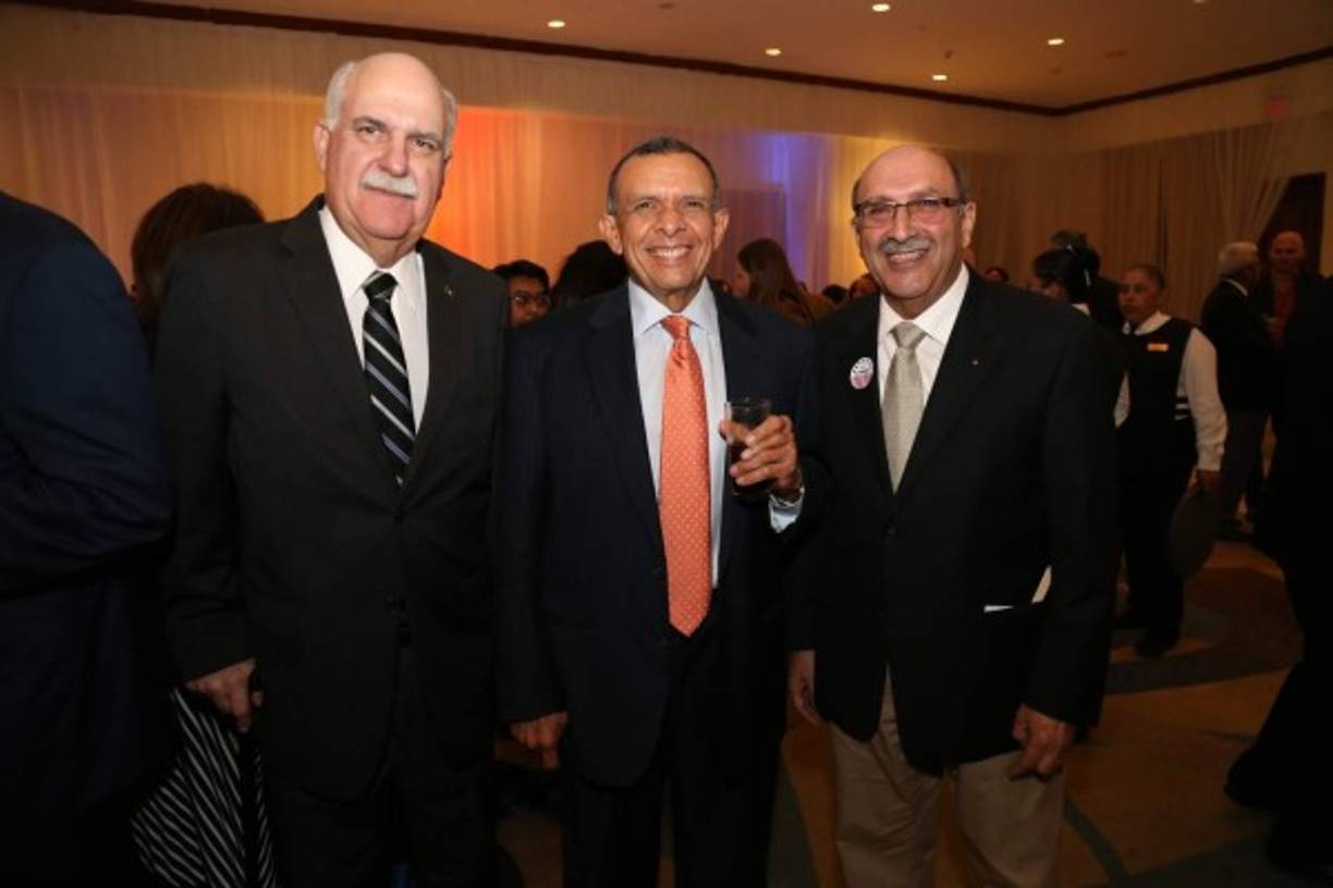 Ricky Vinelli, Porfirio Lobo y Eduardo Facussé.