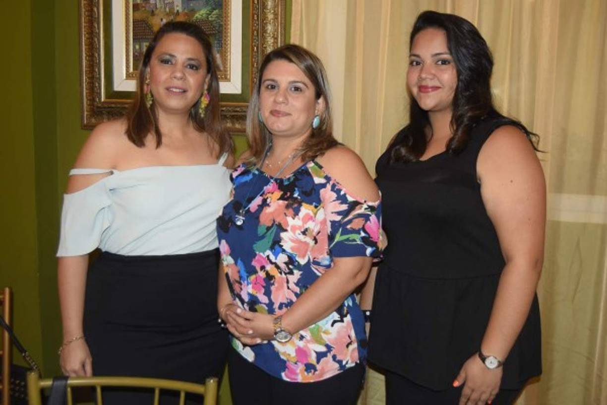 Tania Monterroso, Anita Rivera y María Gabriela Corea.