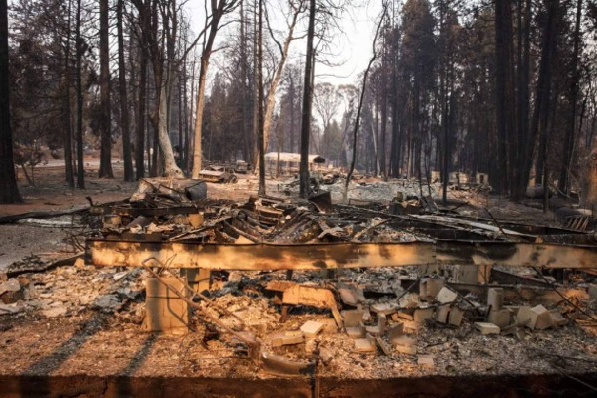 En tanto, se desconoce el paradero de unas 200 personas en el área de Paradise, dijeron las autoridades. Varias zonas afectadas por las llamas quedaron sin servicio de telefonía celular.