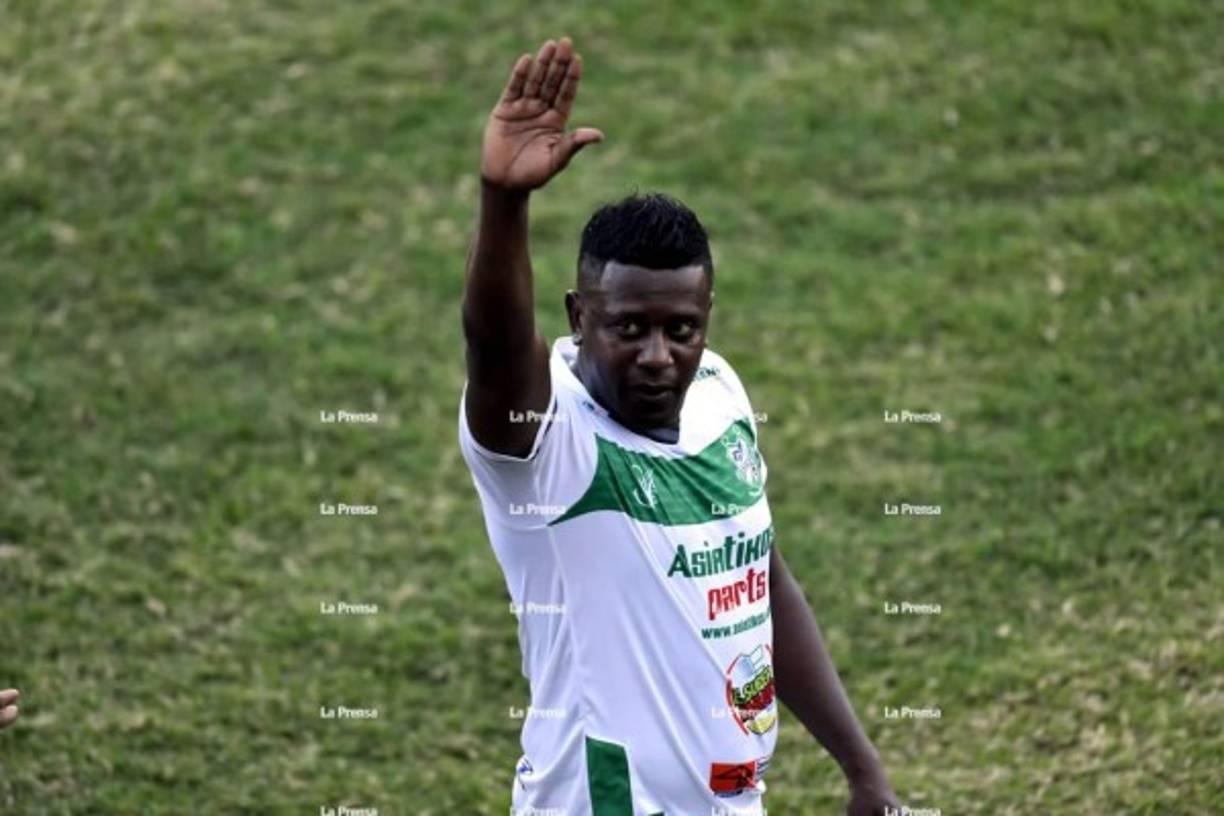 Edgard Álvarez se despidió del fútbol profesional con la camiseta del Platense.