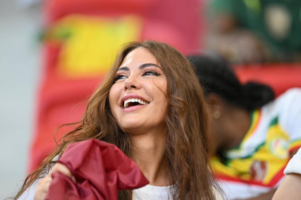 Las bellas aficionadas estuvieron presentes en el encuentro ante Senegal.