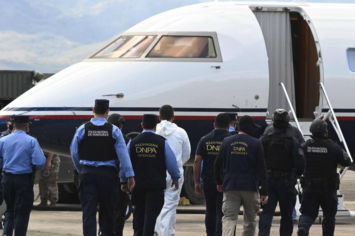 Los extraditables son Carlos Fernando y Miguel Ángel Urbina Soto, quienes forman parte del clan que durante décadas, según la Fiscalía de Estados Unidos, se involucró en el tráfico de drogas. 