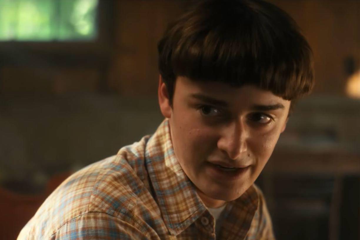 Schnapp también reflexionó sobre su experiencia de crecer en el ojo público mientras interpretaba a un personaje que, al igual que él, buscaba su lugar en el mundo. “Al crecer siempre me sentí como un paria, inseguro de dónde encajo. Navegar la vida en el centro de atención mientras llevaba este sentimiento ha sido una experiencia inusual, pero me siento honrado de haberlo compartido con mis increíbles co-estrellas”.