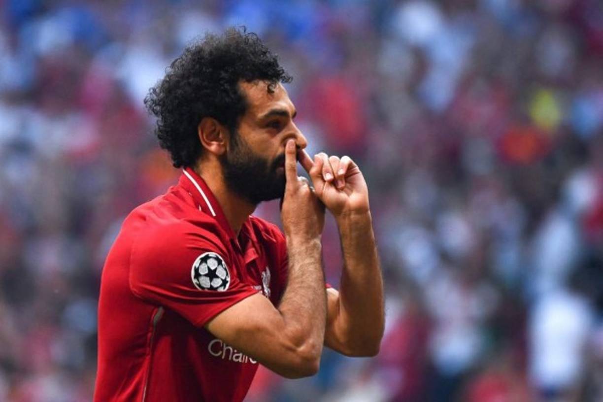 Mohamed Salah tuvo su revancha ya que en la final pasada ante Real Madrid se lesionó tras una entrada de Sergio Ramos. Hoy anotó apenas al minuto 1.