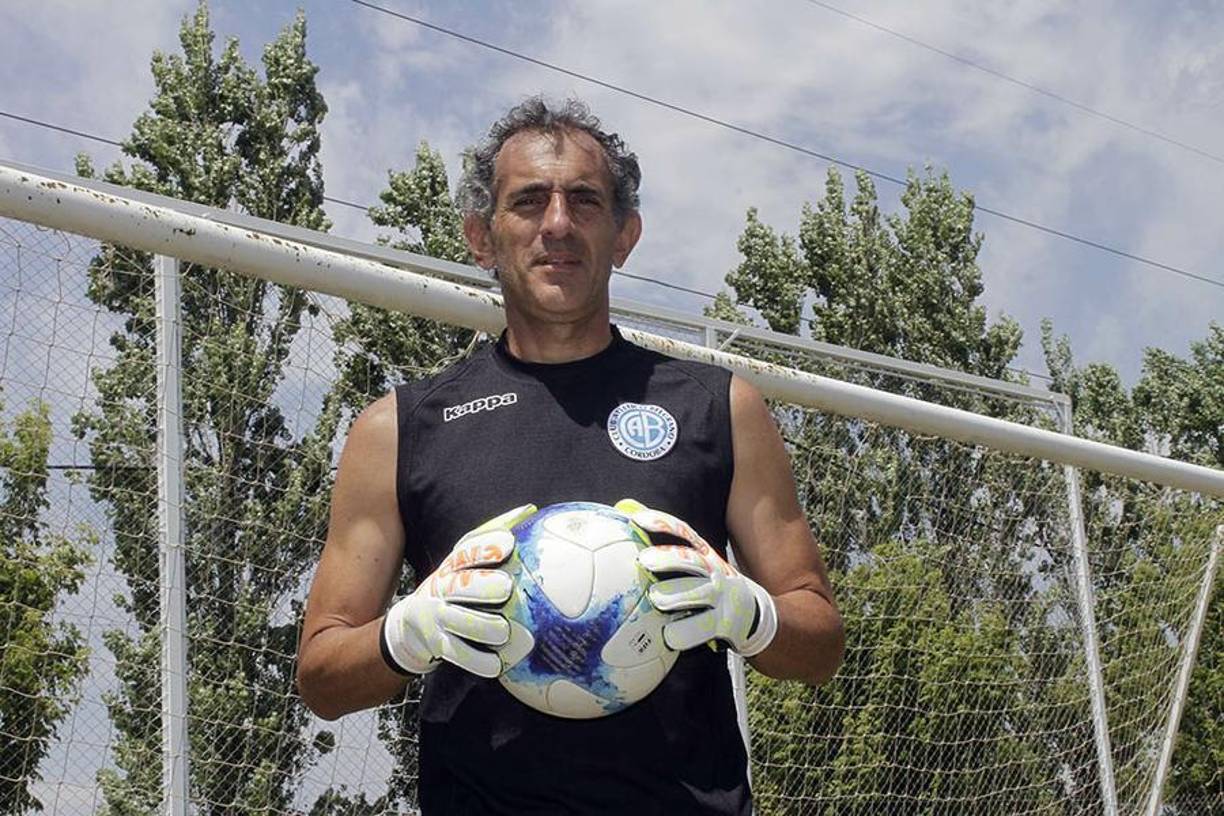 Javier Sodero: Será el preparador de porteros del Olimpia bajo la era de Lavallén. En su época como futbolista, fue guardameta de clubes como River, Belgrano, Huracán, Chacarita Juniors etc.