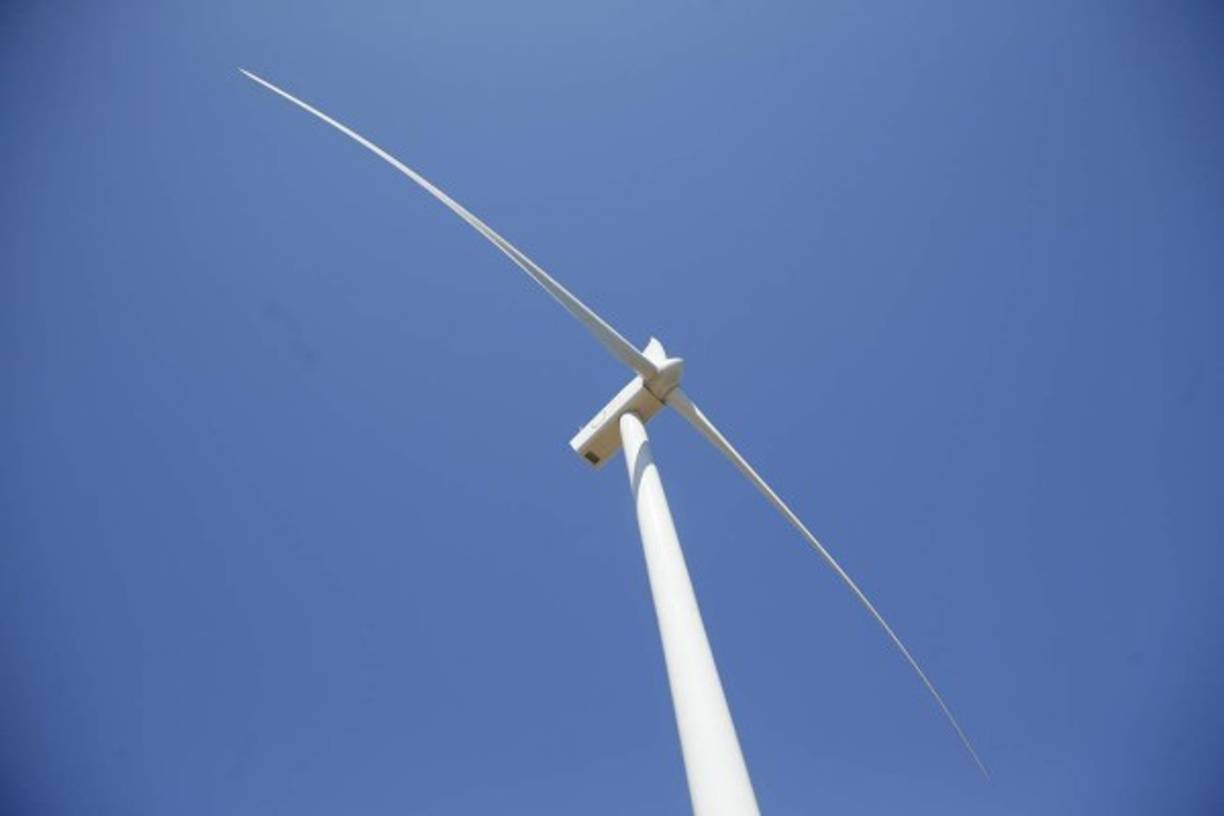 El crecimiento del parque eólico ayuda a Honduras a diversificar la fuente de generación de energía.