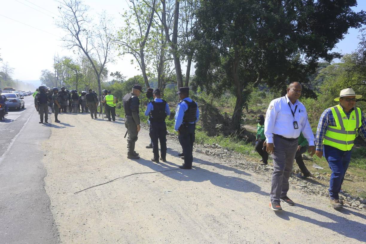 Desalojan a 10 familias en bordo La Palizada de San Pedro Sula