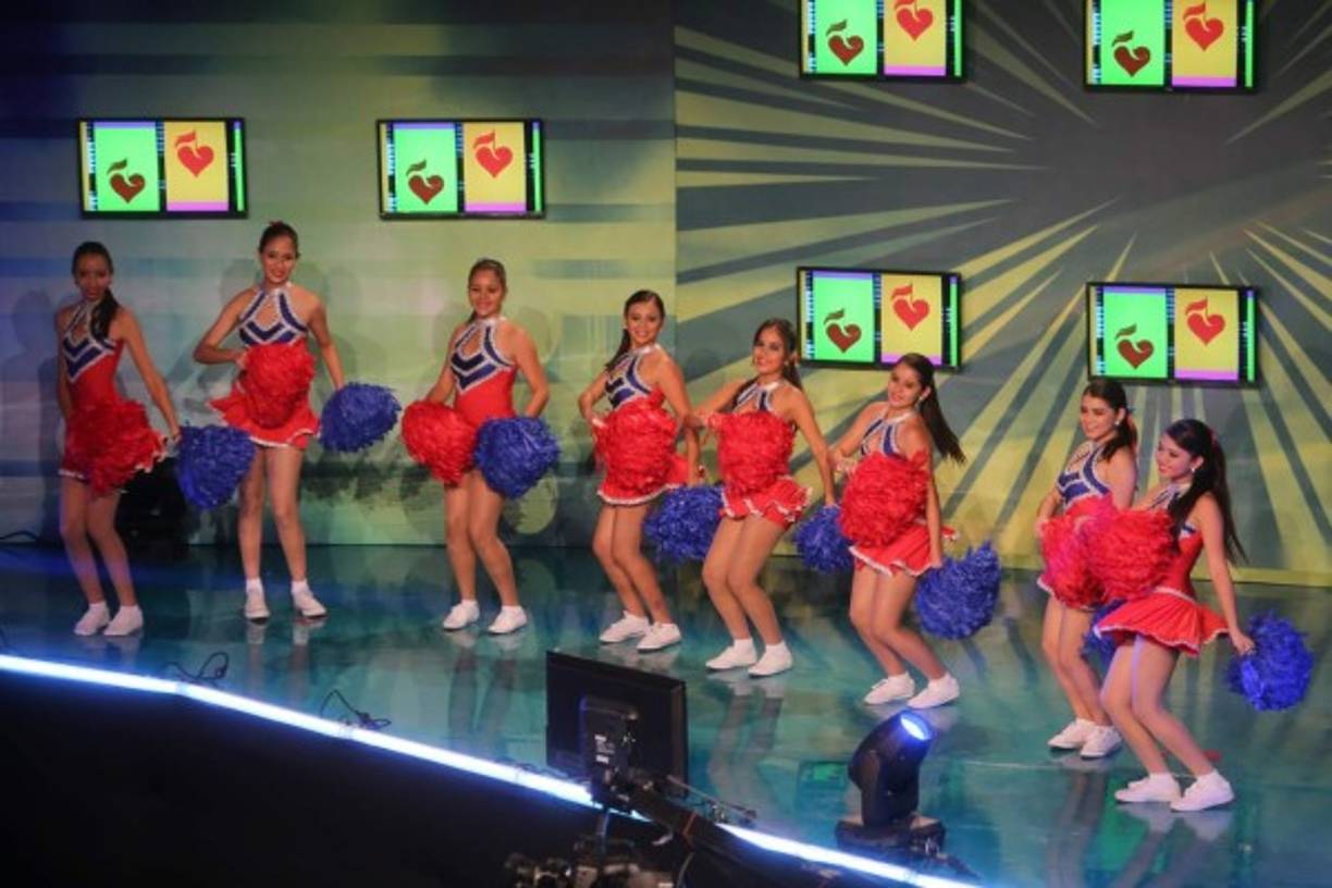 En la inauguración de la Teletón en el instituto San Miguel hubo mucha belleza y color.