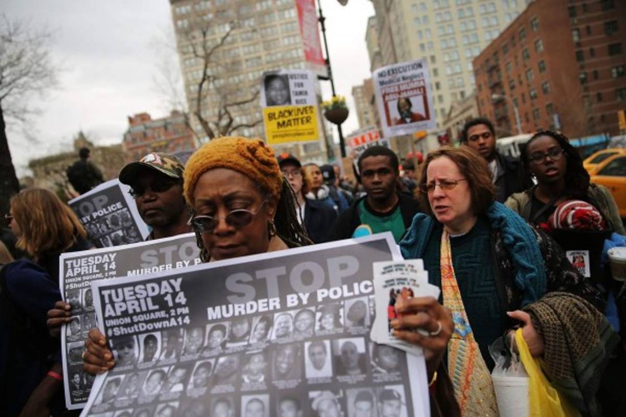 La propuesta legislativa incluye poner fin al perfil racial, parar la militarización de las fuerzas del orden y la reforma del sistema de justicia juvenil y prevención de la delincuencia.