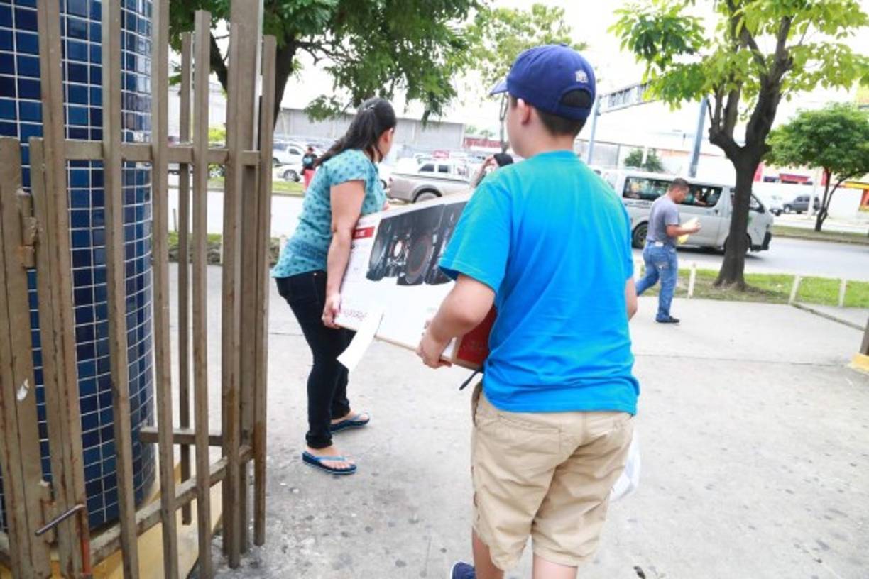 Equipos electrónicos fueron los más buscados.