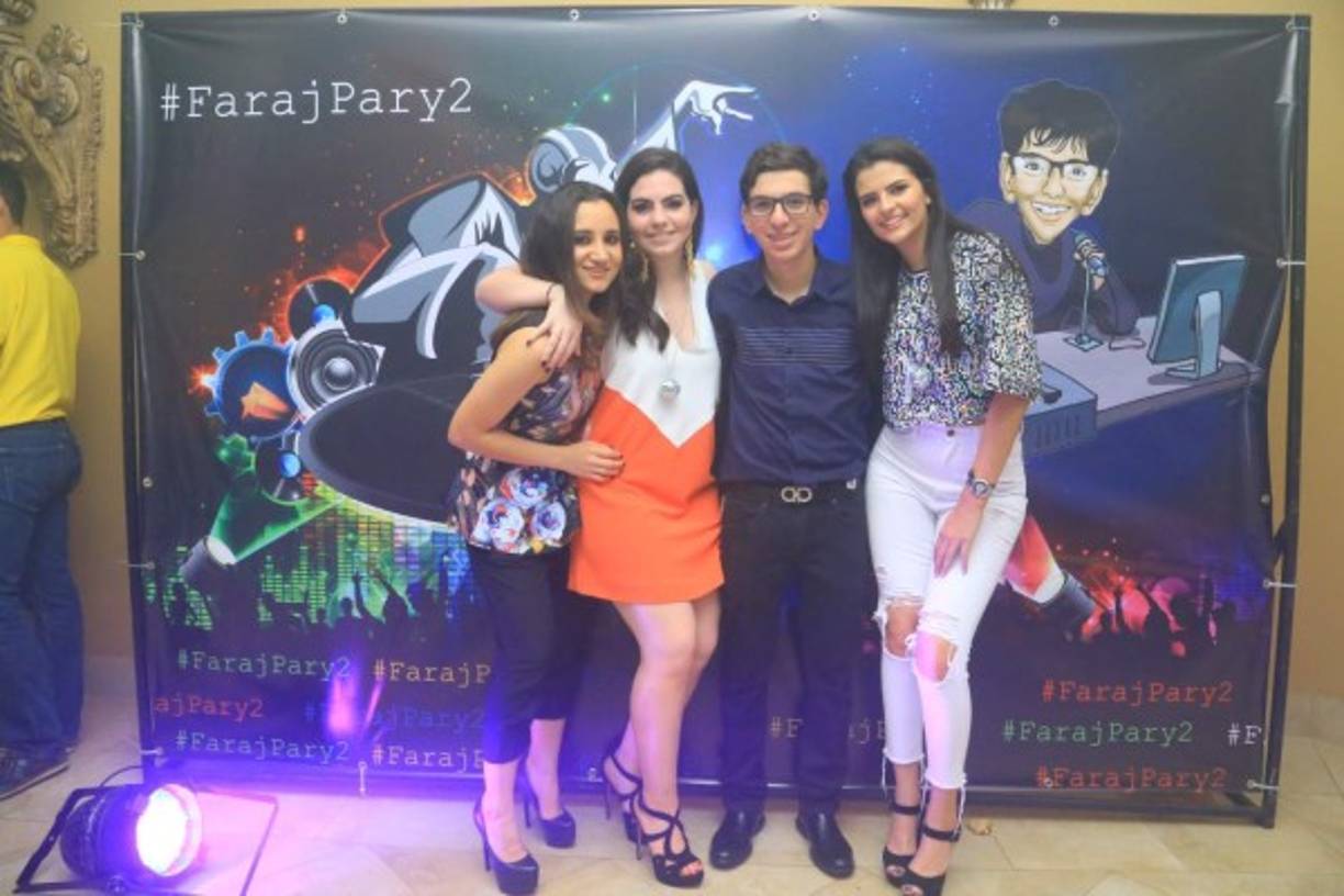 Natalia Andonie, Victoria Yibrín, el cumpleañero y anfitrión Mario Faraj e Isabella Hepburn.