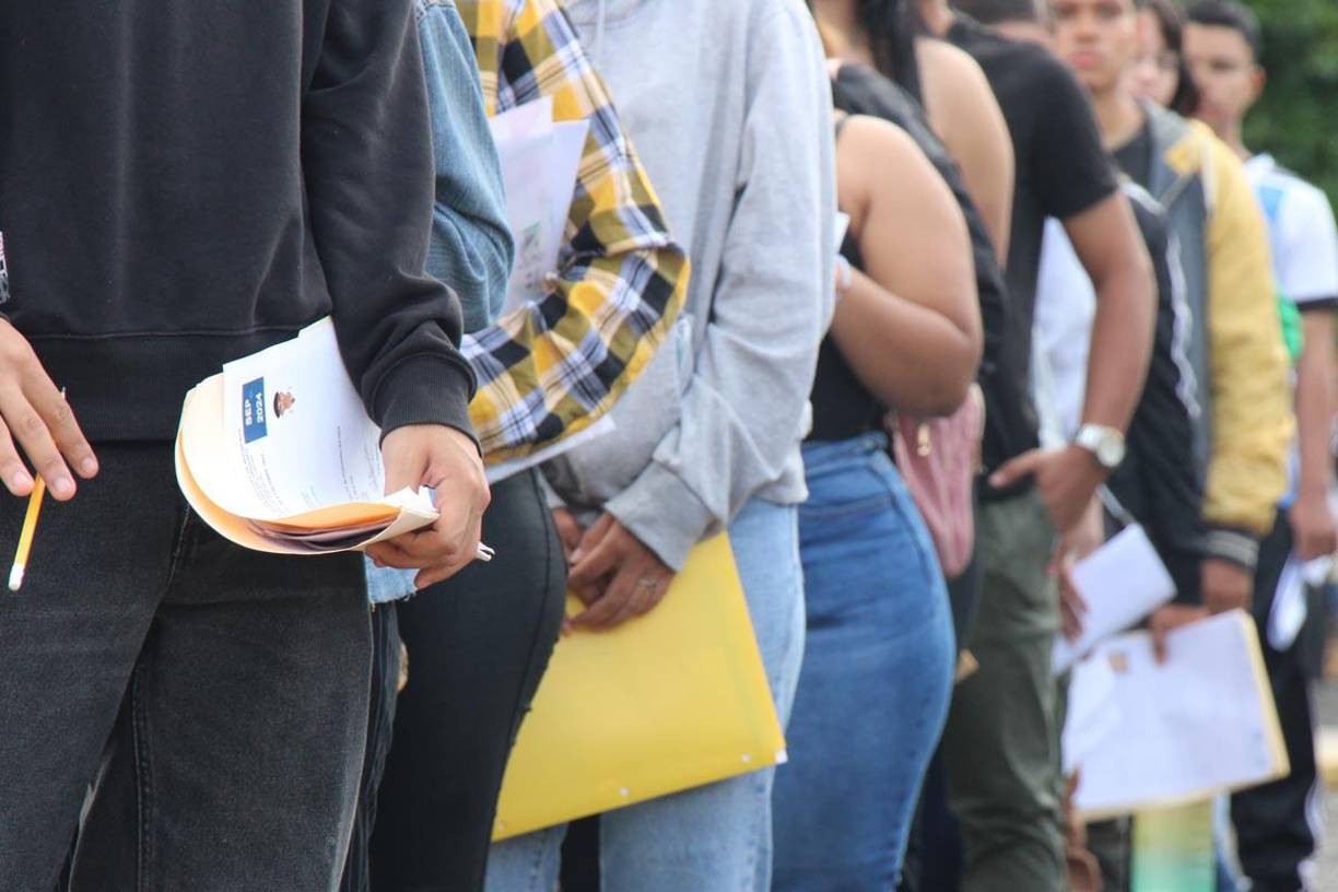 A los aspirantes del departamento de Gracias a Dios que se habilitaron para realizar las pruebas de admisión en Puerto Lempira se les aplicarán las pruebas el viernes 27 de septiembre. 