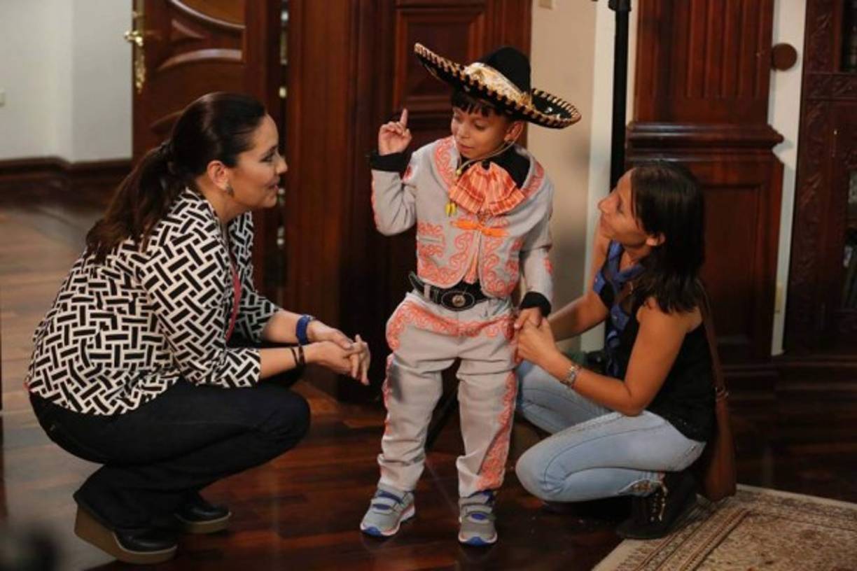 El martes Marlon Yasir visitó la Casa Presidencial, fue recibido por la pareja presidencial.