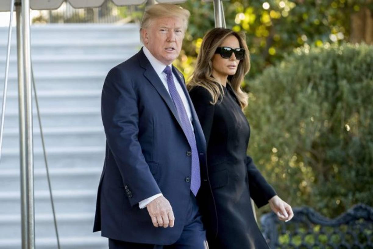 La verdadera fama de Melania comenzó cuando empezó a salir con Trump en 1998, un momento en el que trabajaba en Nueva York gracias a un visado H1-B para inmigrantes cualificados.