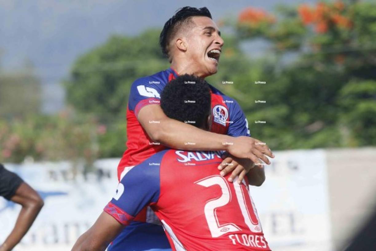 Chirinos le agradeció a Deybi Flores por la asistencia en su gol.