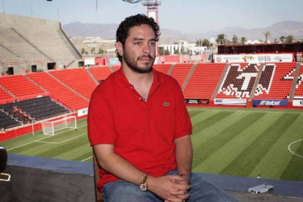 Entre las acusaciones más graves de la familia Hank aparece la de la muerte del periodista Héctor El Gato Félix, del semanario Zeta, en 1988, cuando se puso a investigar sus actividades. Por este homicidio quedaron detenidos y condenados dos de los guardias de seguridad empresario. Uno de ellos, de hecho, salió libre en 2015 y volvió a ser su guardaespaldas.