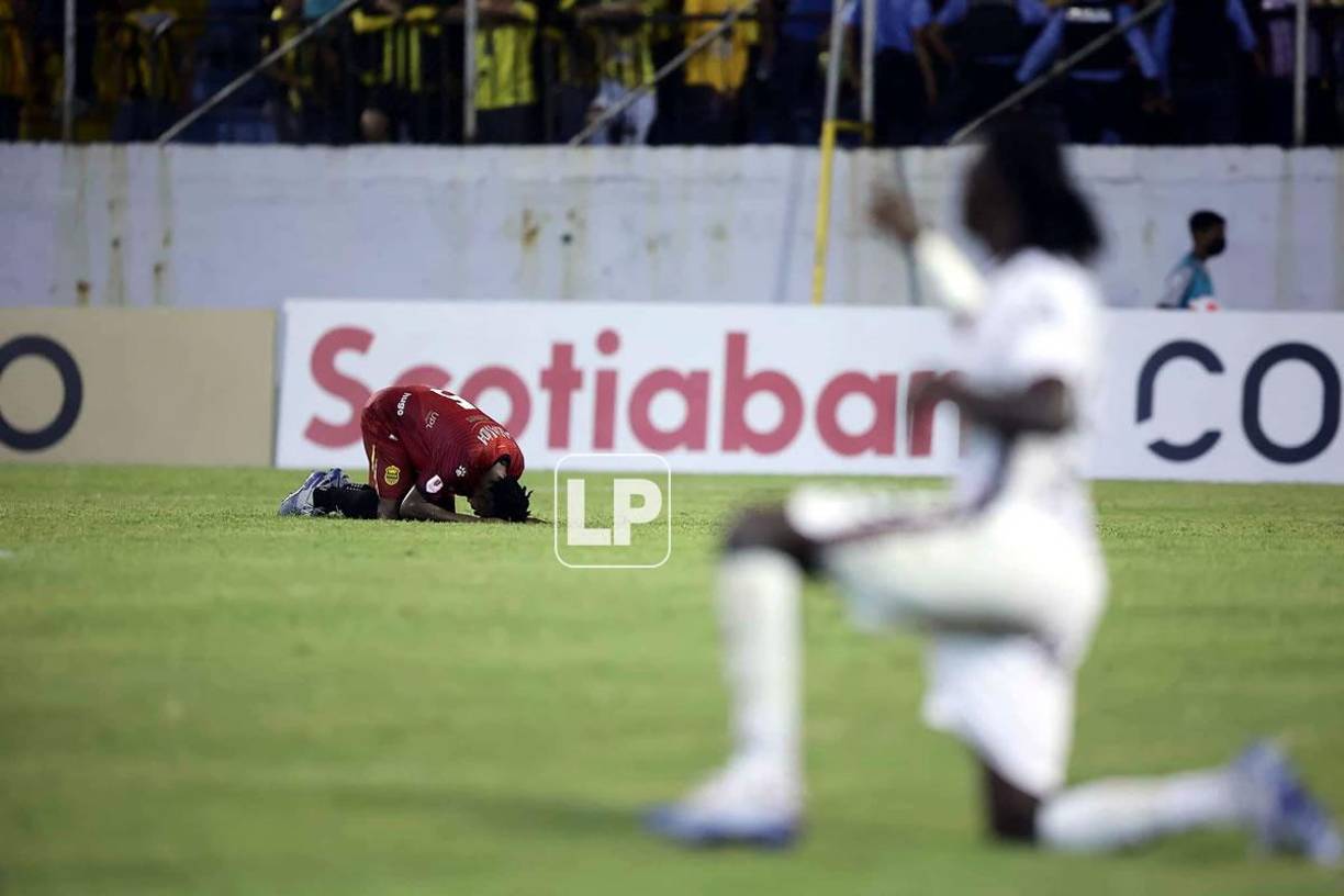 Franklin Flores, al final del partido contra el Alajuelense.