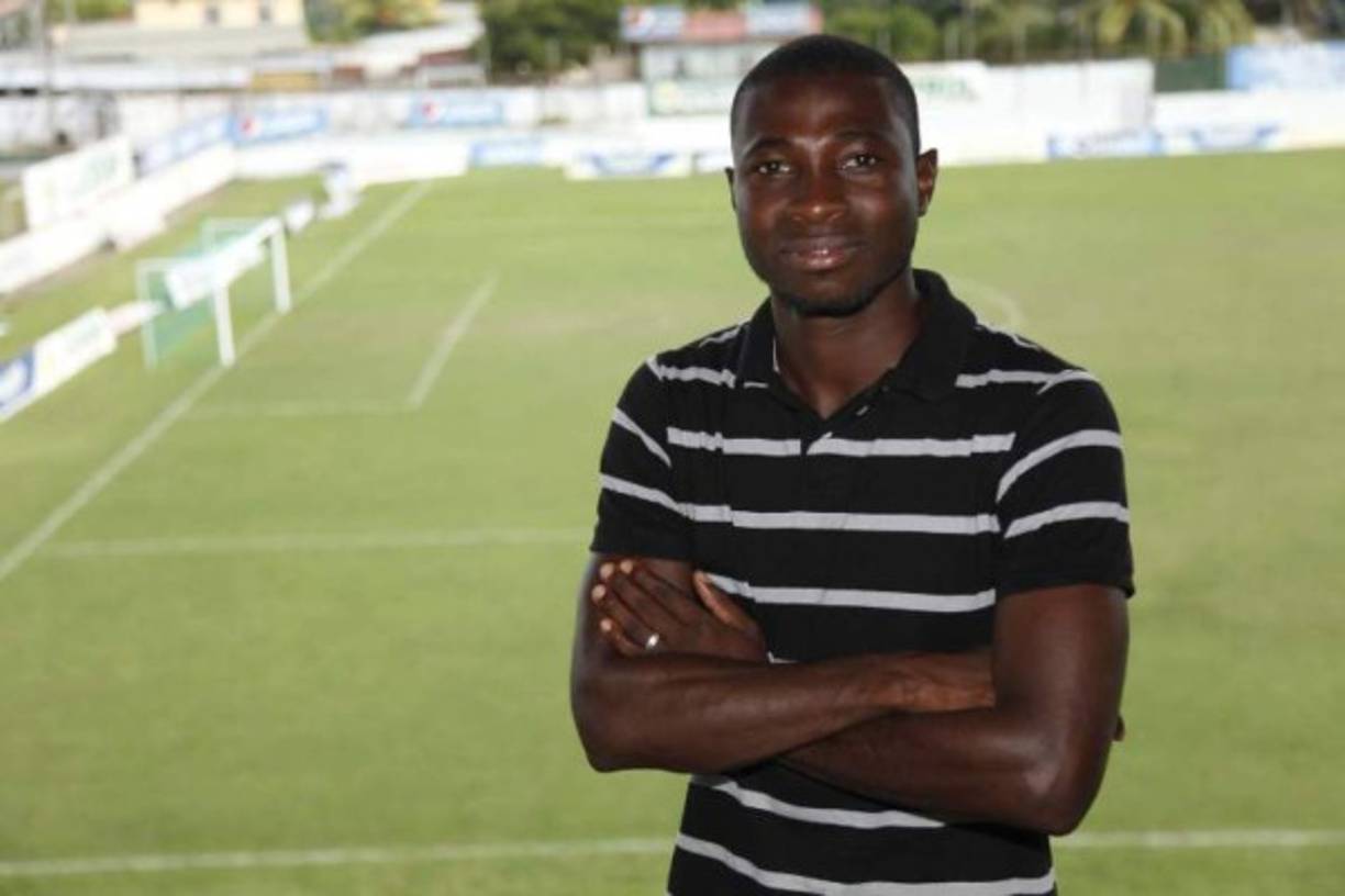 Roby Alberto Norales: Tras su aventura por La India, el delantero volvería a jugar en la Liga Nacional de Honduras. Clubes como Marathón, Olimpia y hasta el Lepaera si en un caso ascienden estarían en sus servicios.