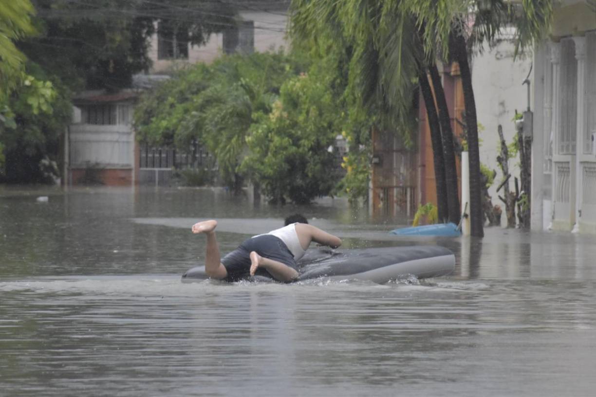 La inusual acción ocurrió ayer jueves cuando la ciudad fue afectada por el frente frío que dejó unas 222 personas albergadas. 