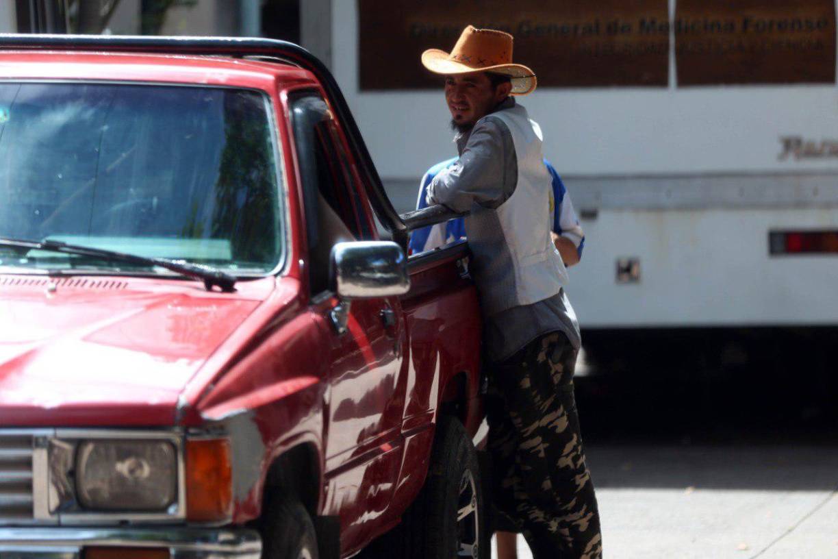El primero sacó un filoso cuchillo y le asestó una puñalada en el abdomen a Jaime, hiriéndolo de muerte a eso de las 11:20 de la noche del sábado.